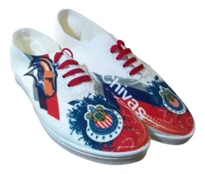 tenis de las chivas blancos