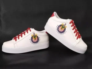 tenis de las chivas